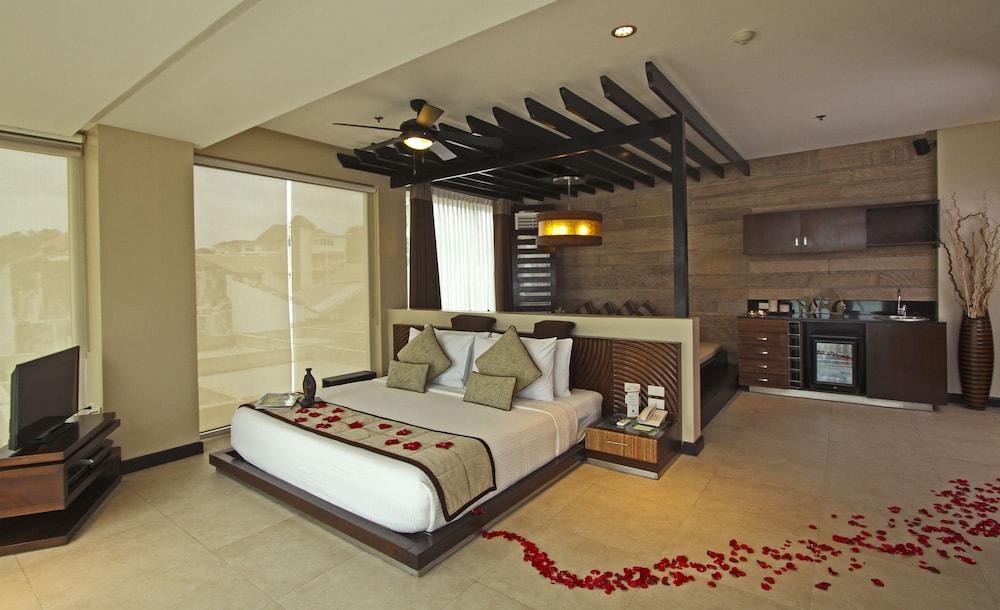 Two Seasons Boracay Resort Balabag  Exterior photo